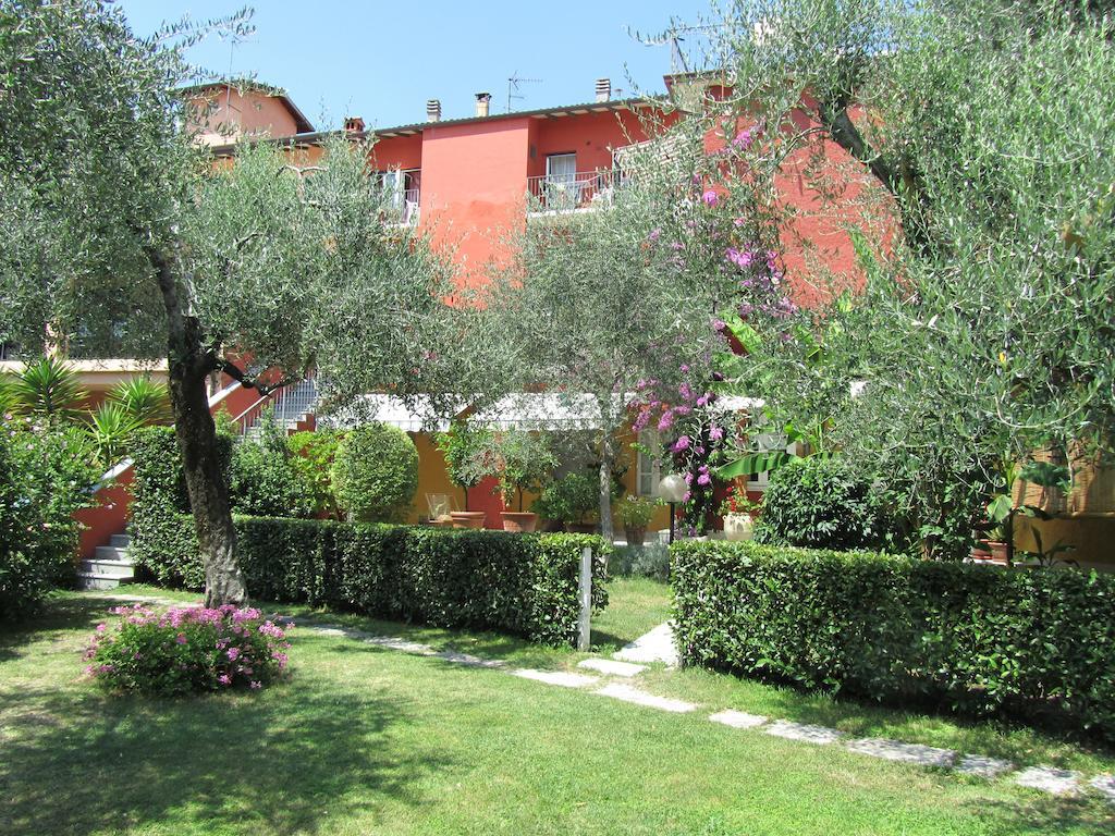Borgo Antico Apartments トスコラーノ・マデルノ エクステリア 写真