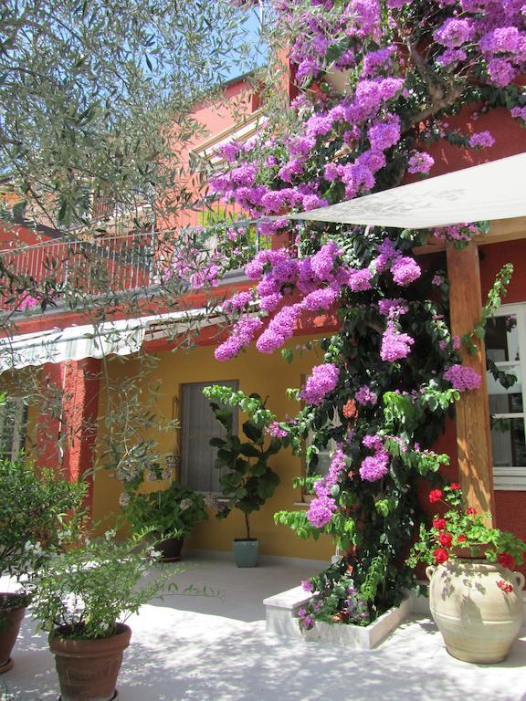Borgo Antico Apartments トスコラーノ・マデルノ エクステリア 写真