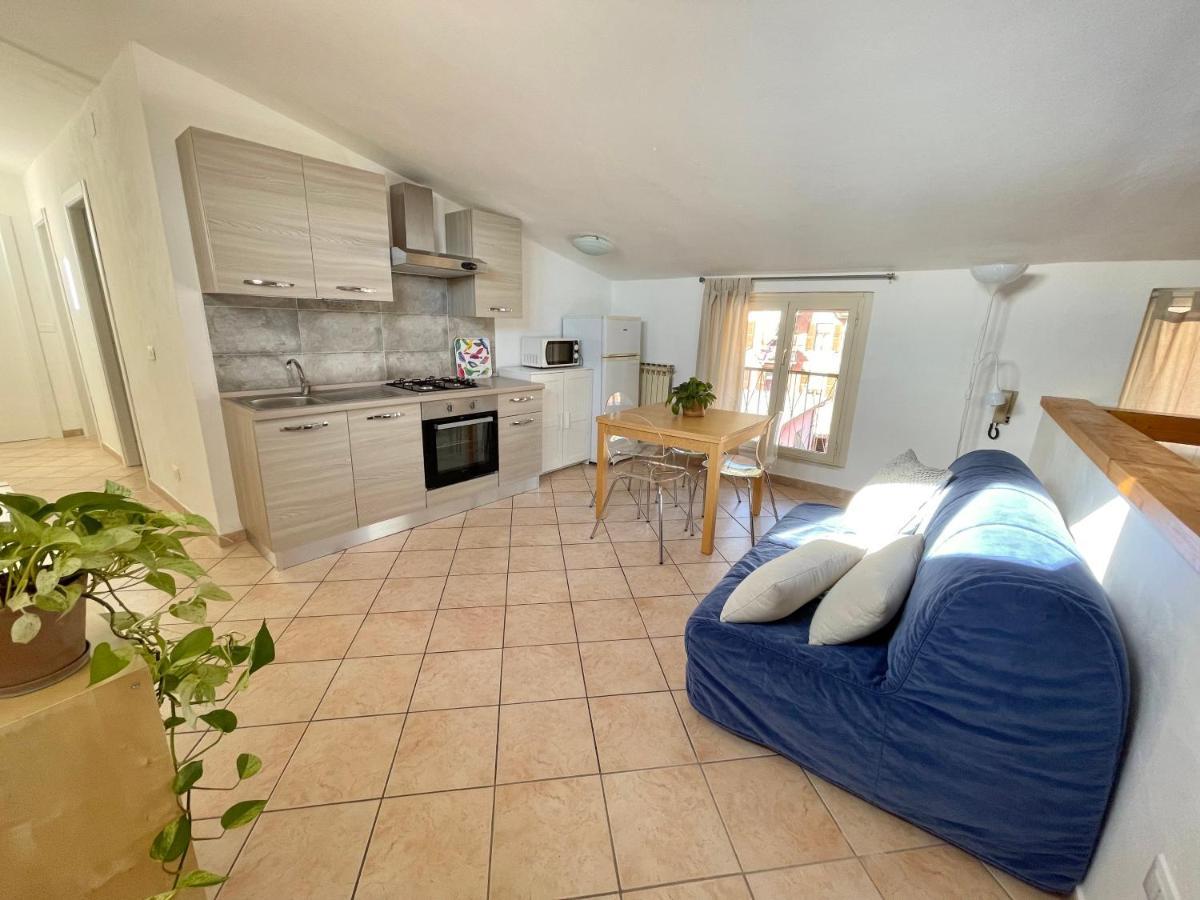 Borgo Antico Apartments トスコラーノ・マデルノ エクステリア 写真