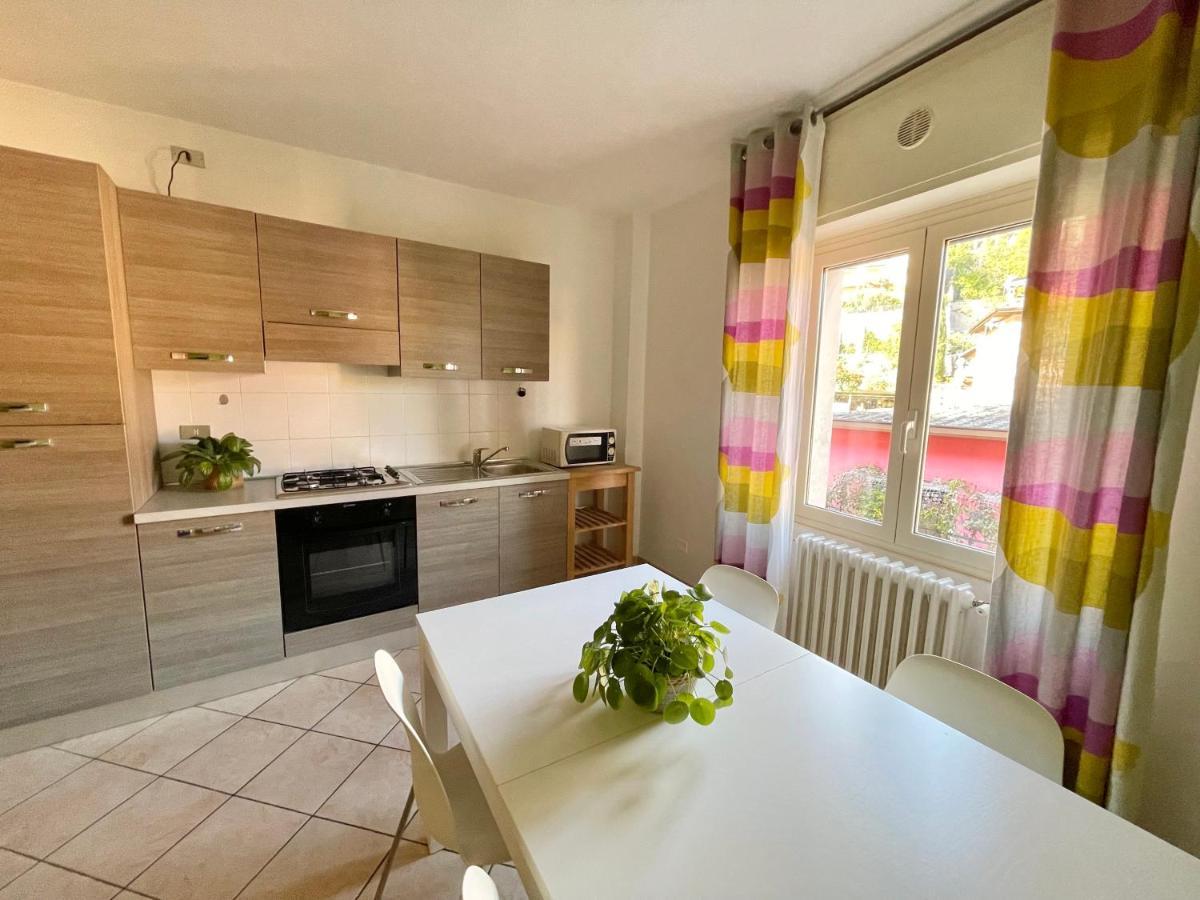 Borgo Antico Apartments トスコラーノ・マデルノ エクステリア 写真