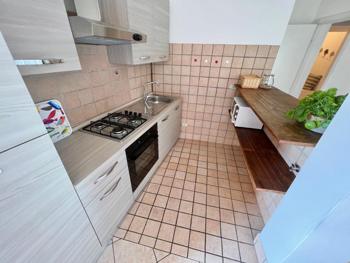 Borgo Antico Apartments トスコラーノ・マデルノ エクステリア 写真