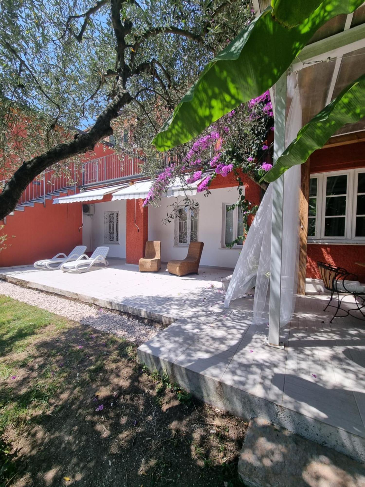 Borgo Antico Apartments トスコラーノ・マデルノ エクステリア 写真