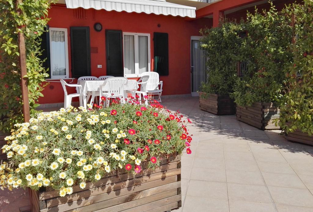 Borgo Antico Apartments トスコラーノ・マデルノ エクステリア 写真